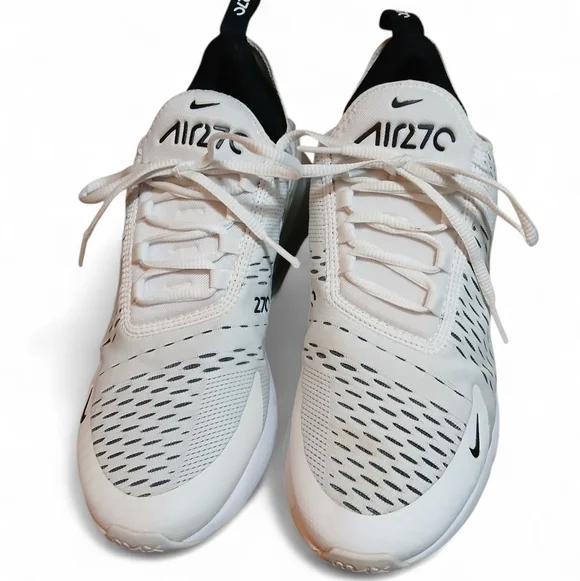 Nike Air 270 Women's Size 9 White and Black Athletic Sneakers - Picture 3 of 11